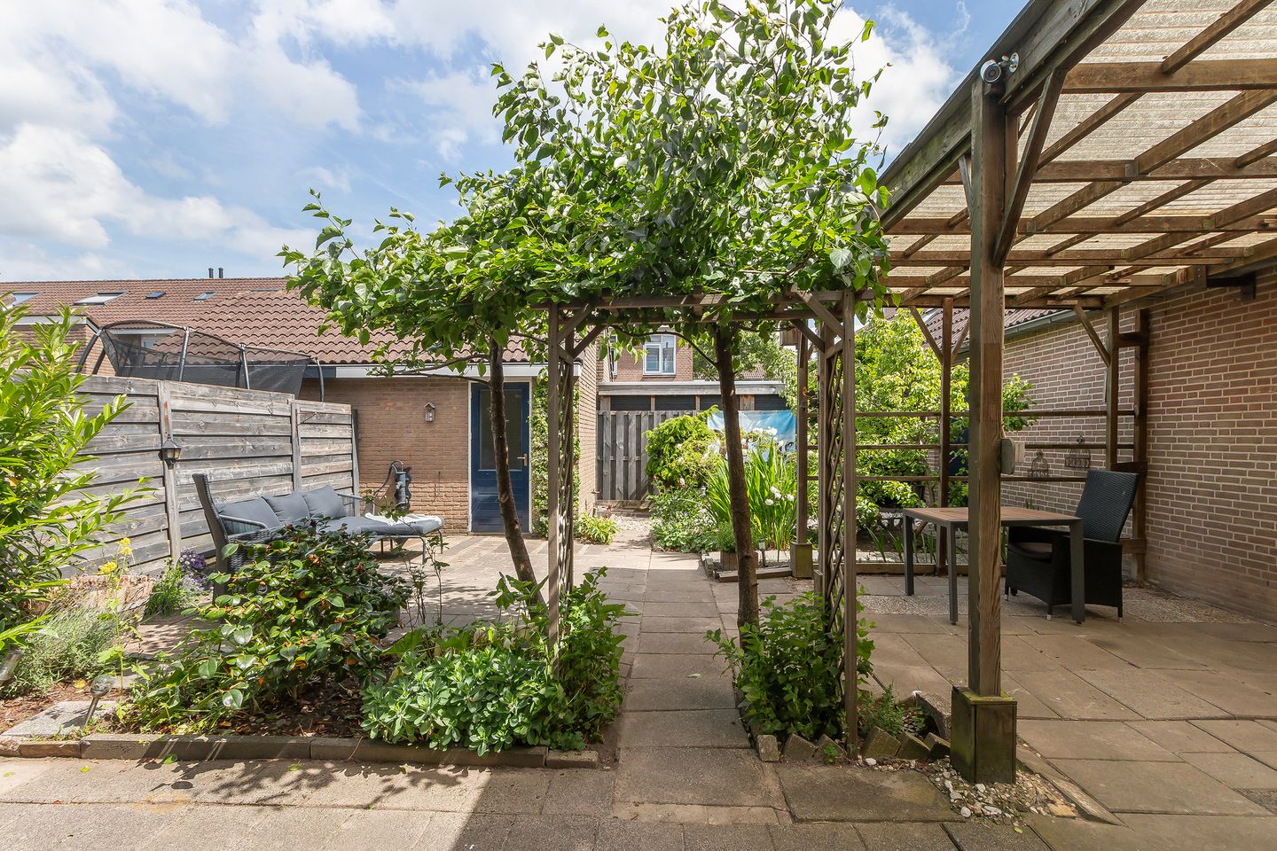 Foto 25 van Pearl Buck-erf 83