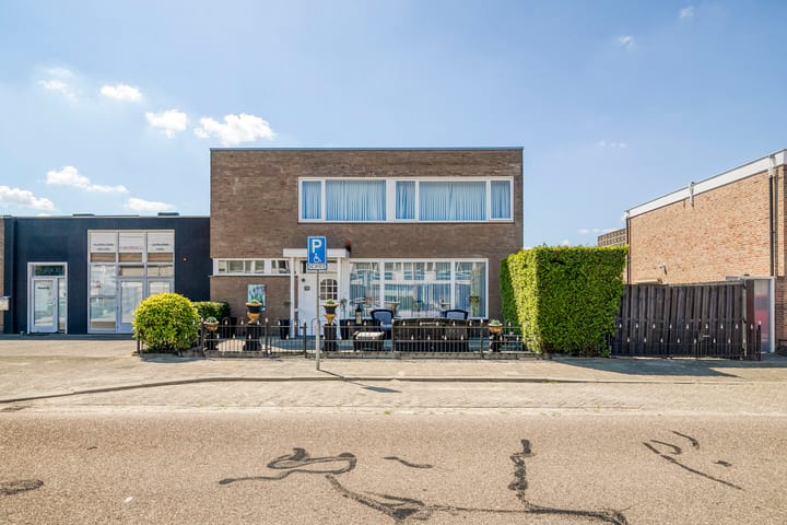 Dommelstraat 15-17, Den Bosch