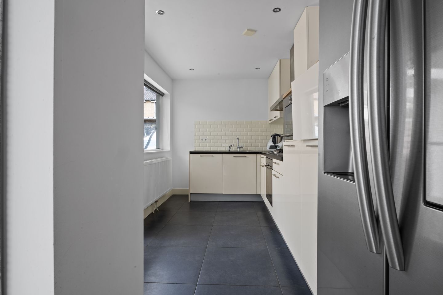 Photo 10 of Tullensstraat 17