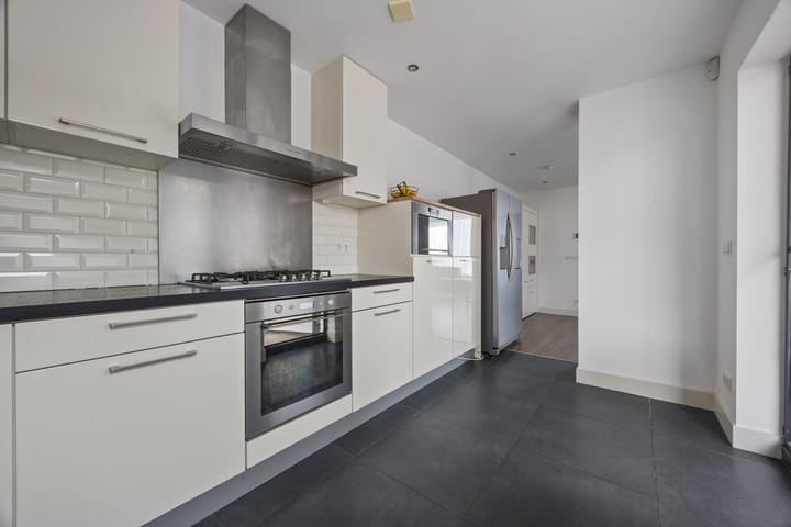 Foto 13 van Tullensstraat 17