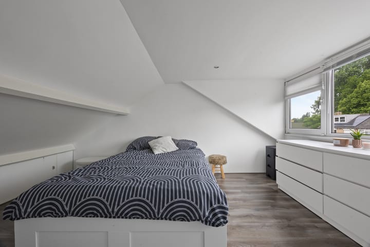 Foto 24 van Tullensstraat 17