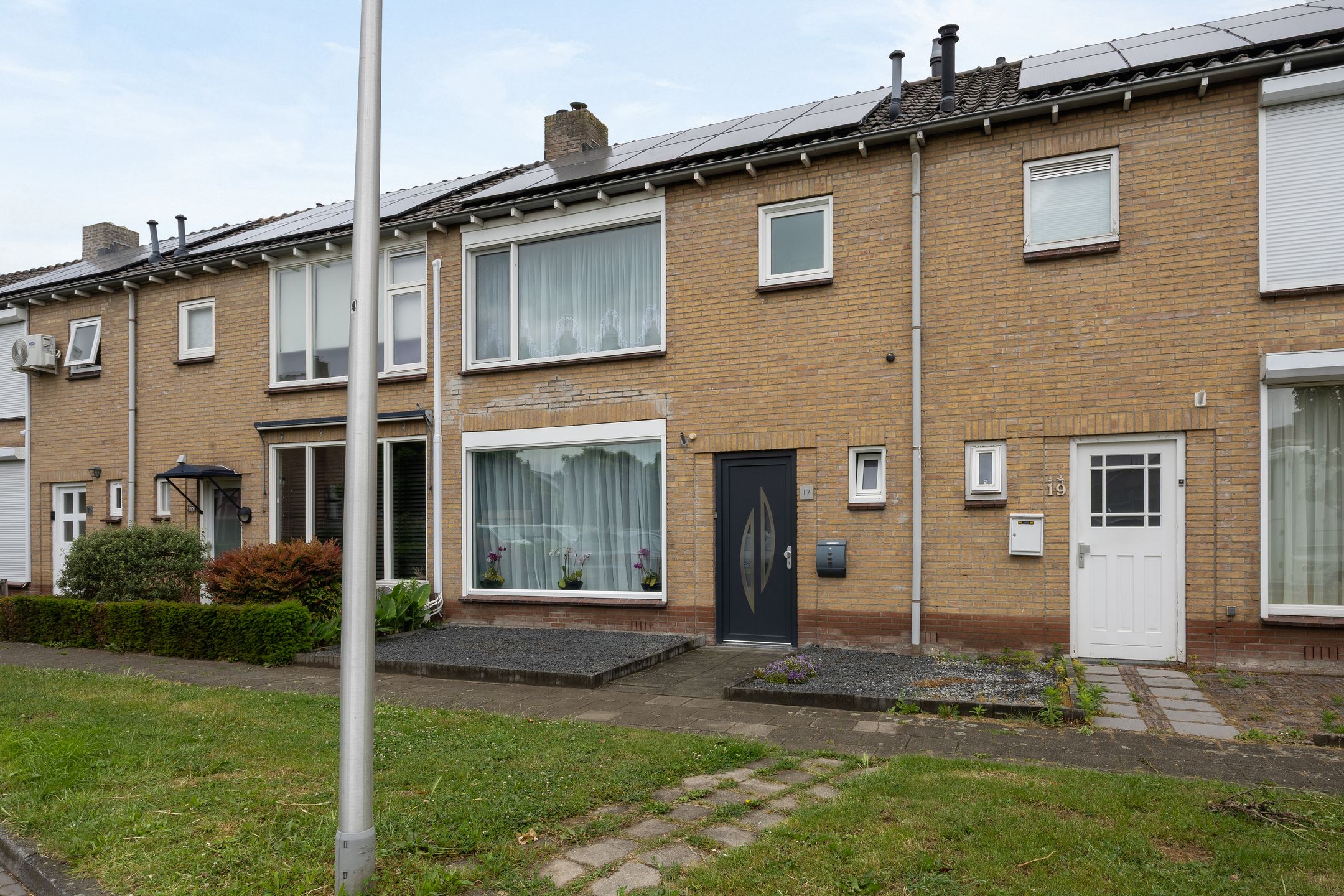 Photo 30 of Tullensstraat 17