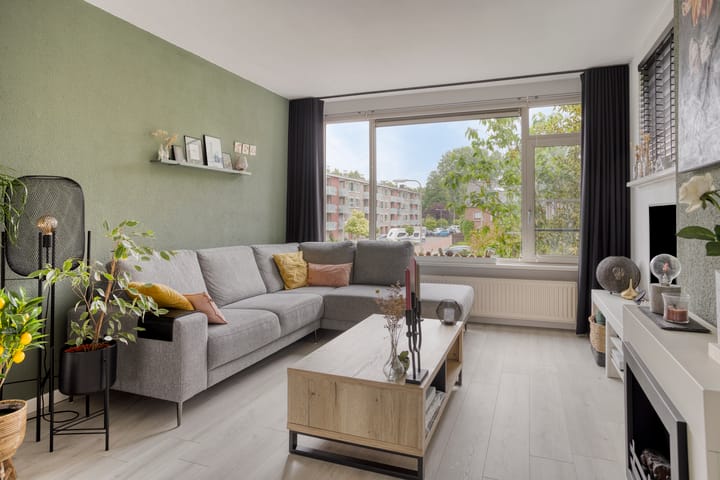 Foto 3 van J.H. van Straaten van Nesplantsoen 24