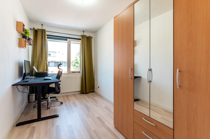 Foto 13 van Oktoberstraat 40