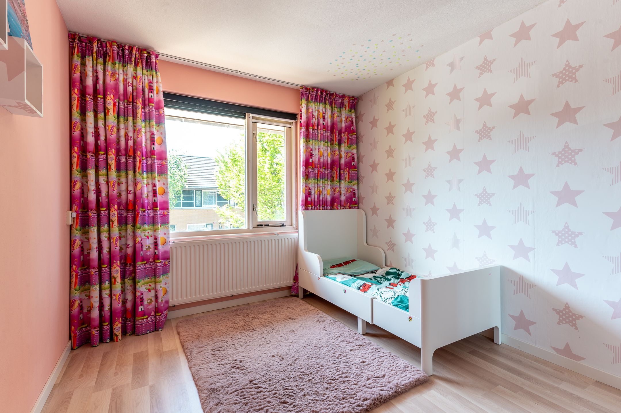 Foto 15 van Oktoberstraat 40