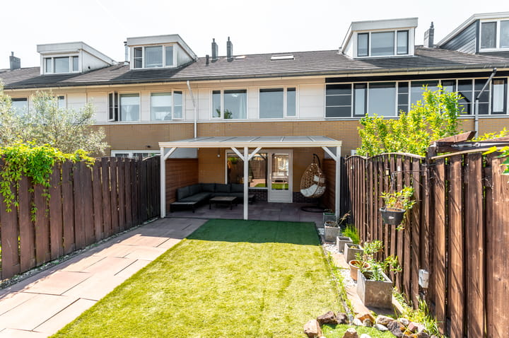 Foto 25 van Oktoberstraat 40