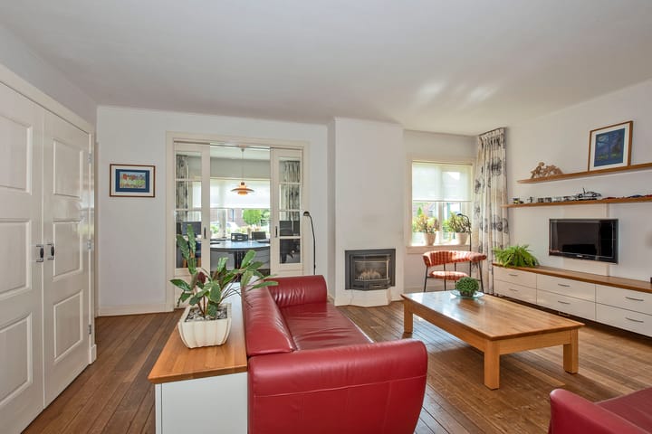 Photo 2 of Wilbertstraat 13