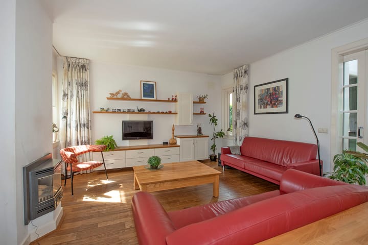 Photo 10 of Wilbertstraat 13