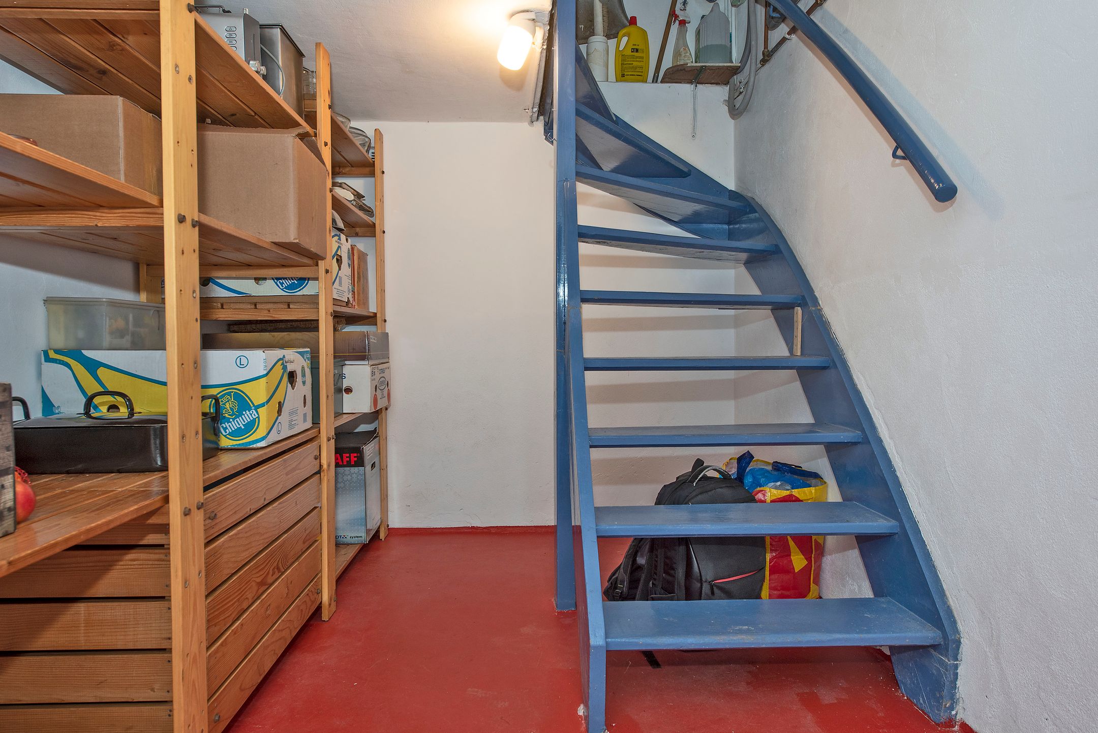 Photo 21 of Wilbertstraat 13