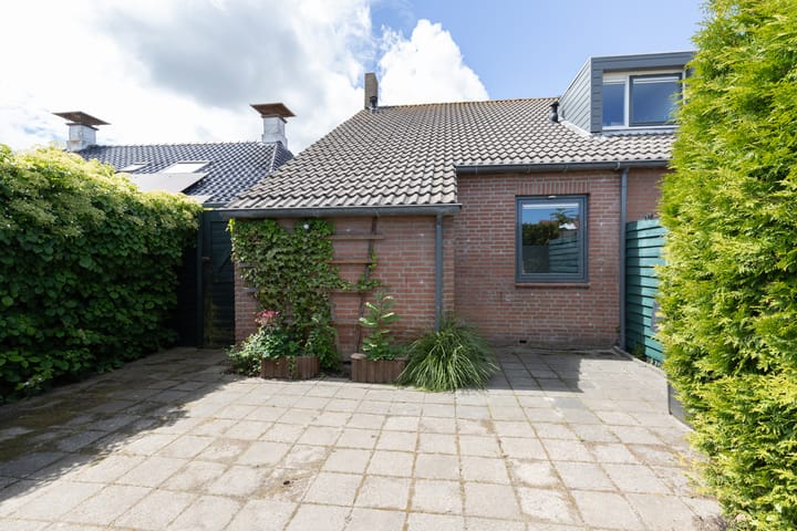 Foto 11 van Zuster A. Westerhofstraat 24