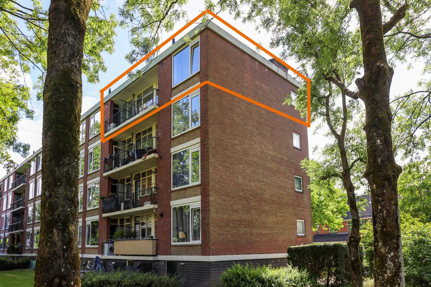 Foto 1 van Madoeralaan 92