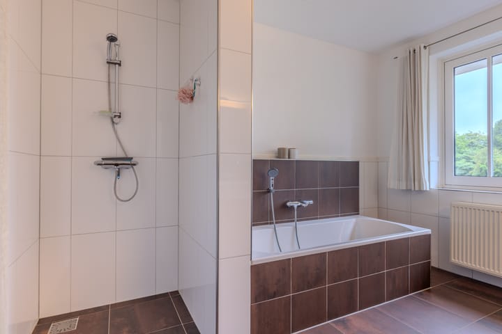 Foto 22 van Rijksweg 60-A