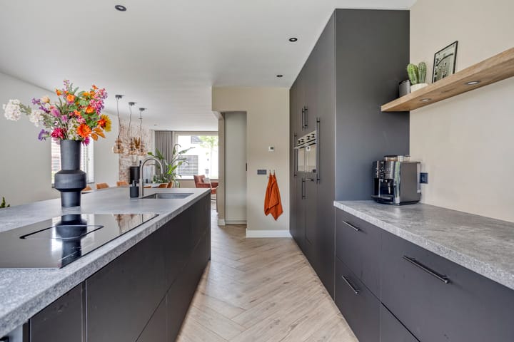 Foto 14 van Prins Hendrikstraat 1