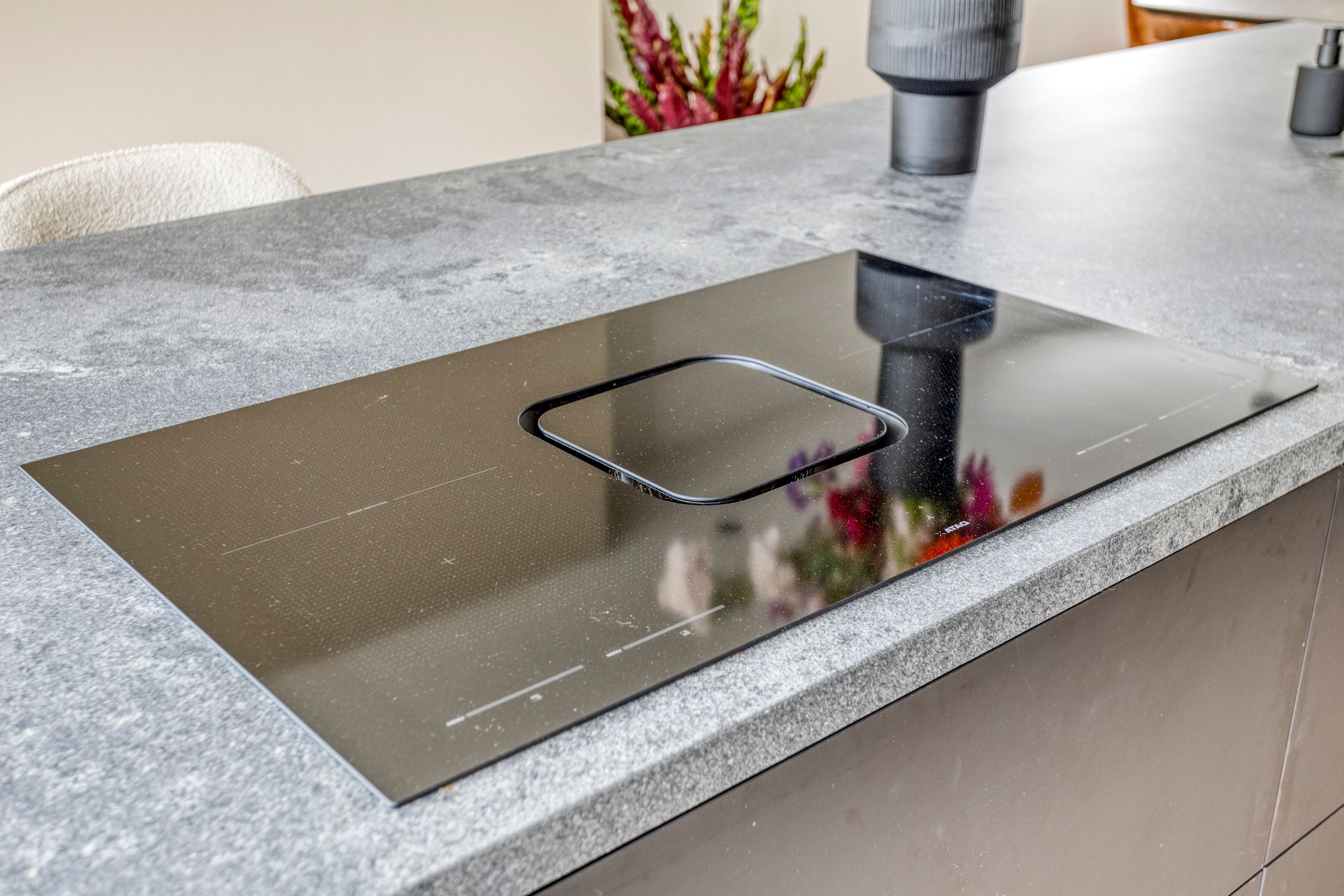 Foto 15 van Prins Hendrikstraat 1