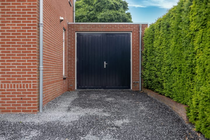 Foto 33 van Rijksweg 60-A