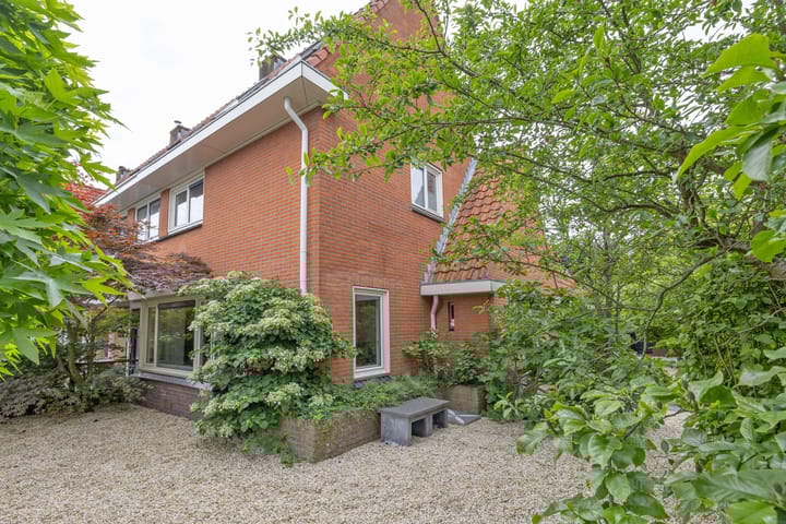 Foto 43 van Van de Sande Bakhuyzenstraat 110