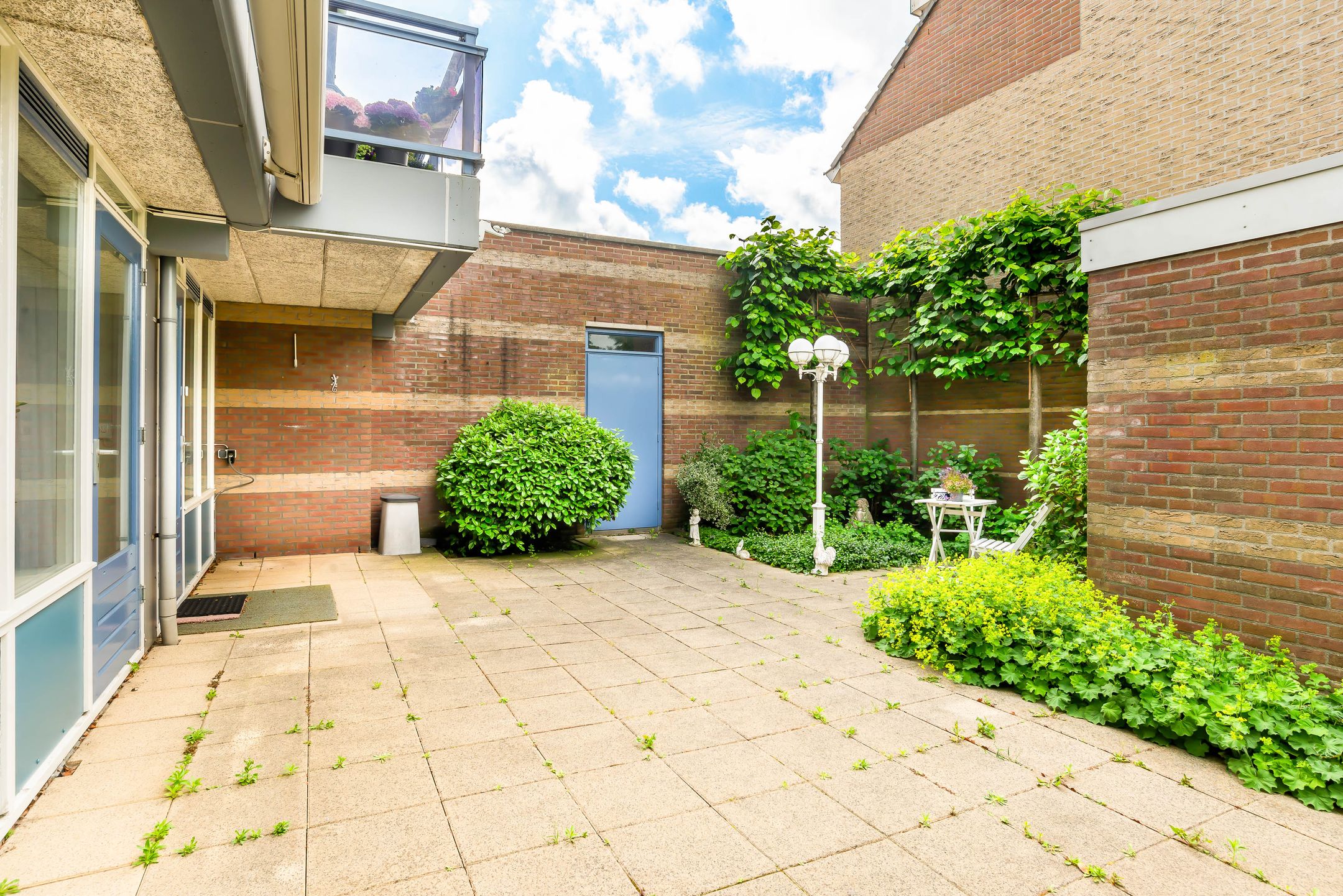 Photo 24 of Dotterbloem 1