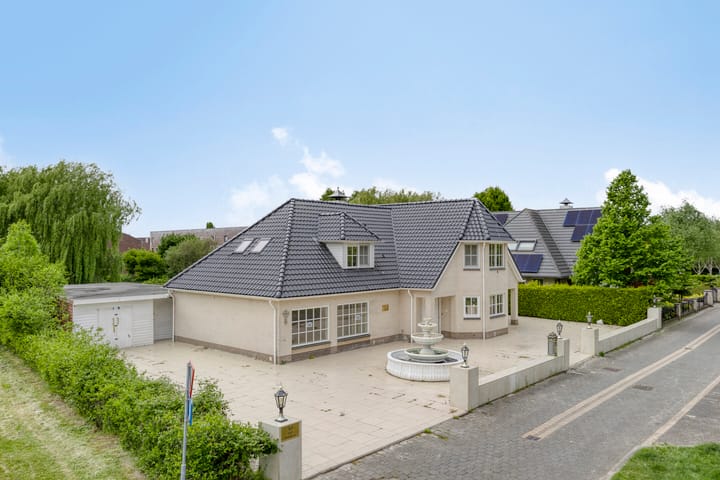 Foto 1 van Vergulde Draakstraat 5