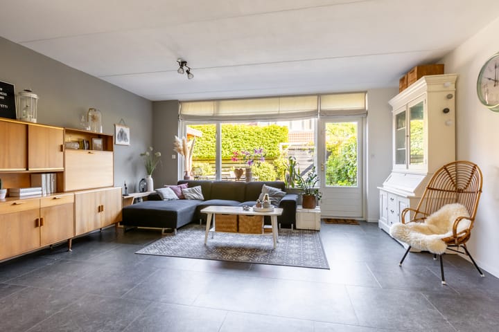 Foto 5 van Esdoornstraat 37