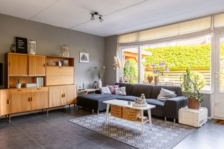 Foto 6 van Esdoornstraat 37