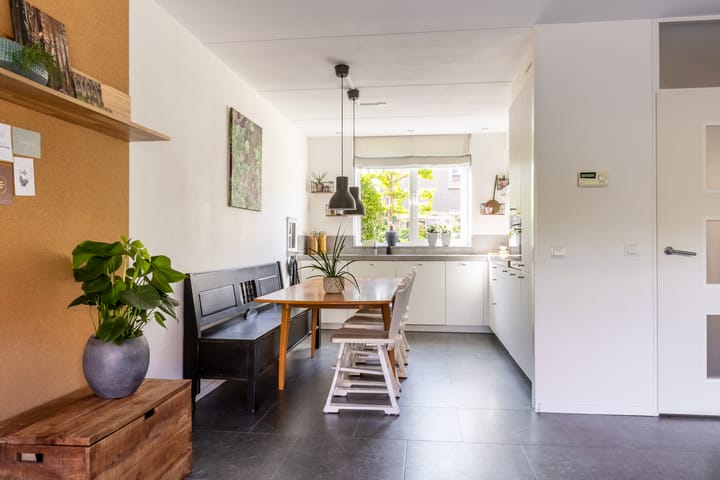 Foto 12 van Esdoornstraat 37