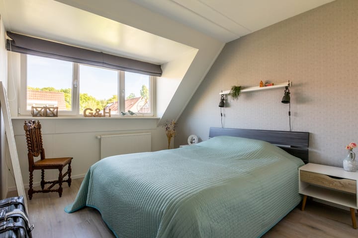 Foto 31 van Esdoornstraat 37