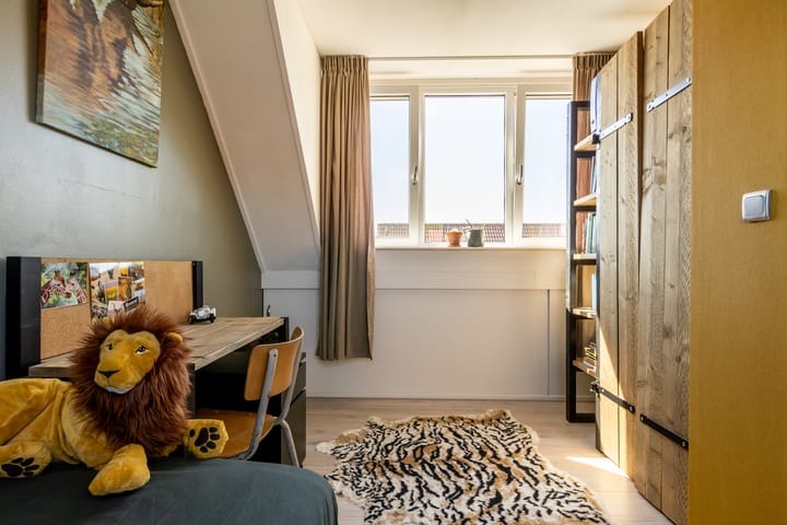 Foto 42 van Esdoornstraat 37