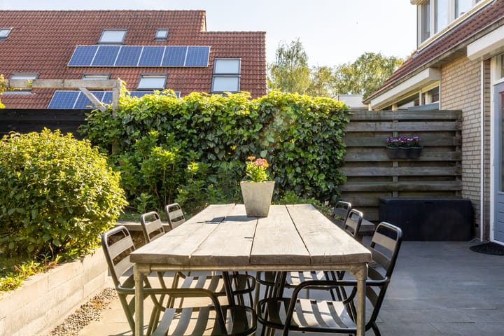 Foto 49 van Esdoornstraat 37