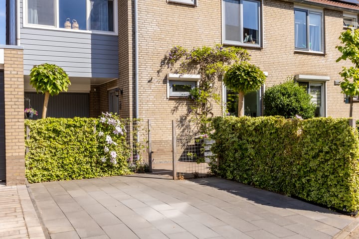 Foto 60 van Esdoornstraat 37