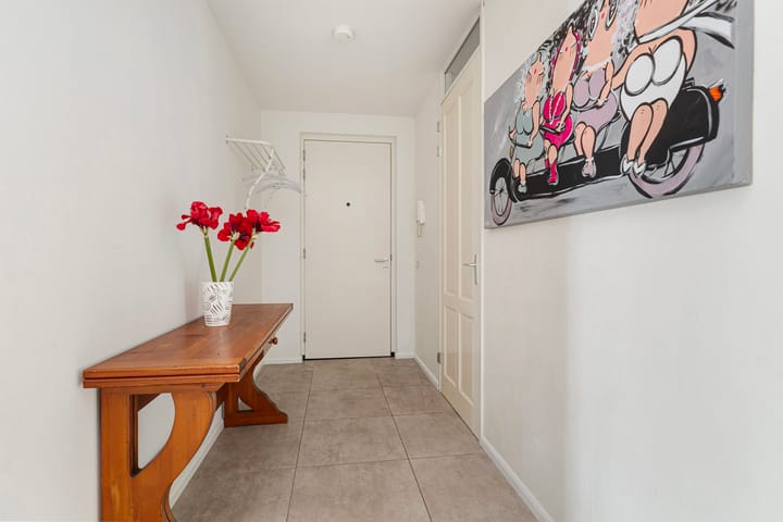 Foto 8 van Van der Duijn van Maasdamweg 436