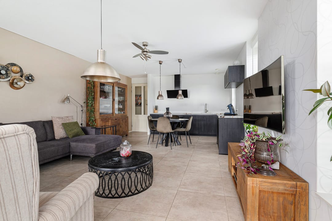 Foto 13 van Van der Duijn van Maasdamweg 436