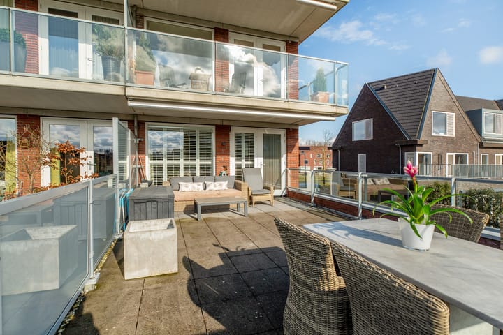 Foto 31 van Van der Duijn van Maasdamweg 436