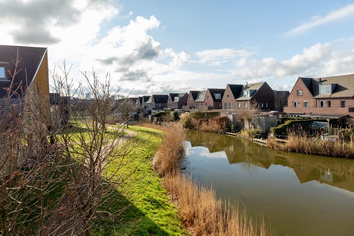 Foto 36 van Van der Duijn van Maasdamweg 436