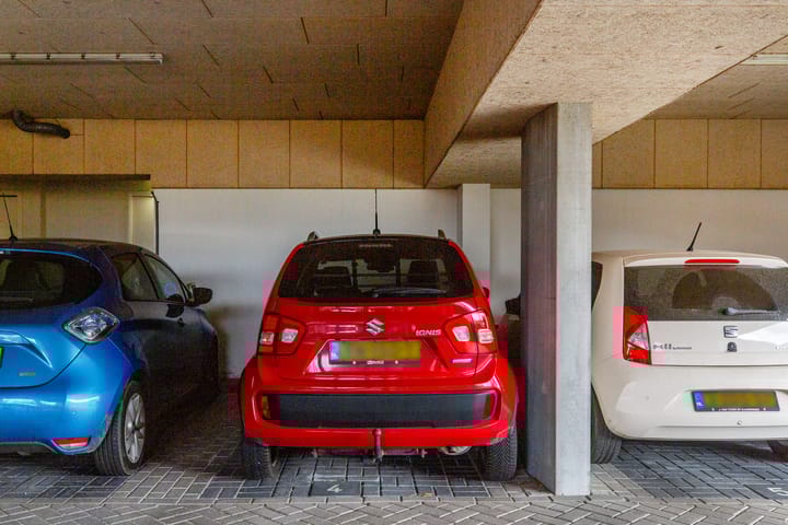 Foto 38 van Van der Duijn van Maasdamweg 436