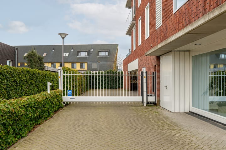 Foto 39 van Van der Duijn van Maasdamweg 436