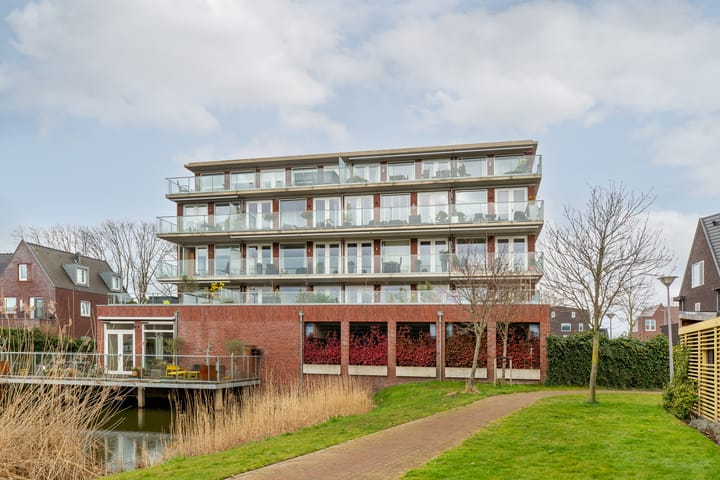 Foto 41 van Van der Duijn van Maasdamweg 436