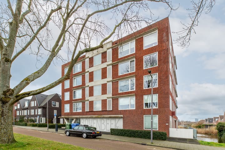 Foto 43 van Van der Duijn van Maasdamweg 436