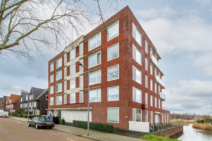 Foto 44 van Van der Duijn van Maasdamweg 436