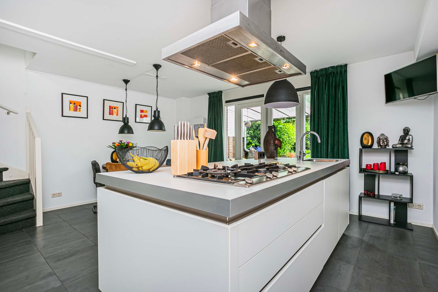 Foto 5 van Van Nijendaalhof 9