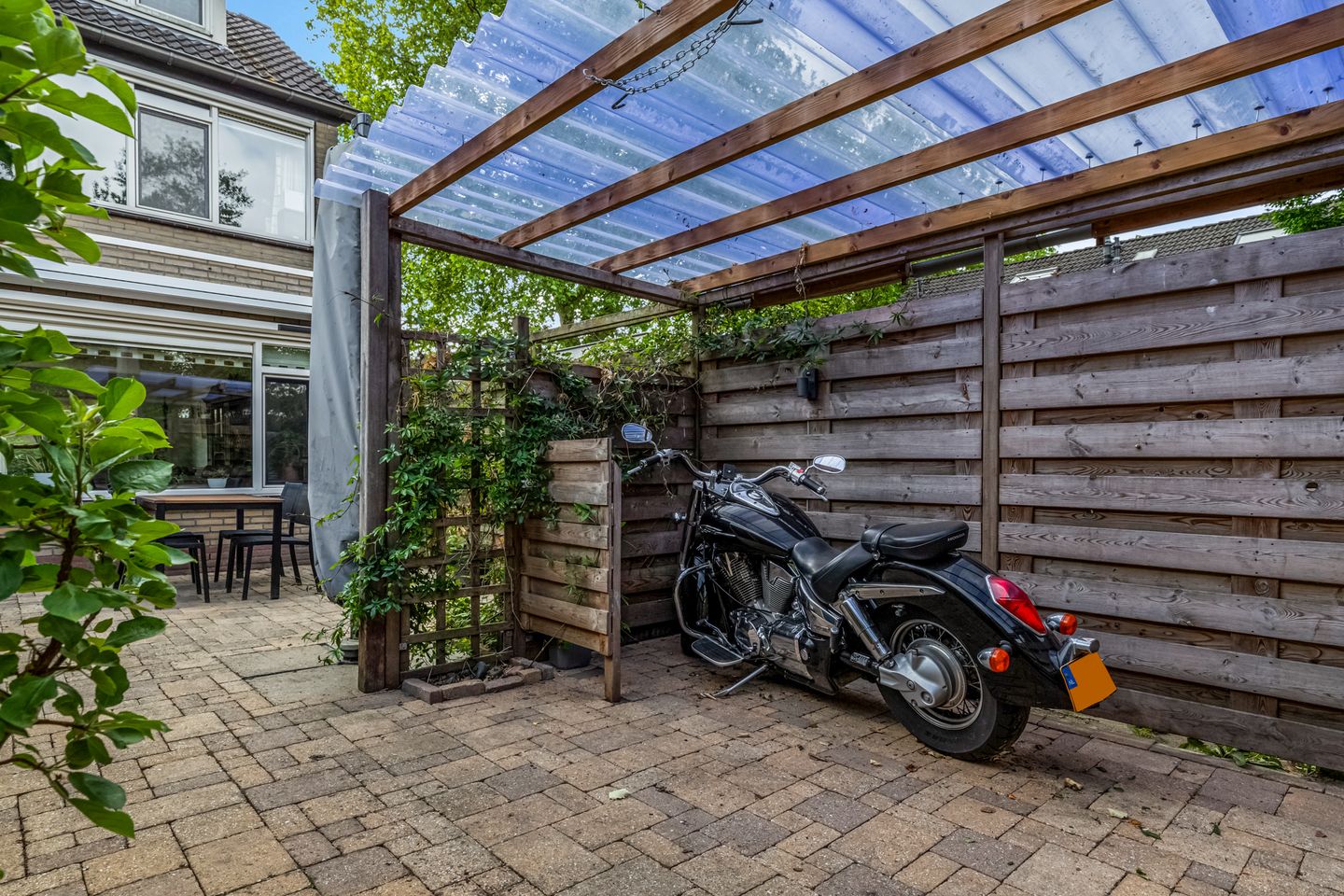 Foto 40 van Gerard Doulaan 34