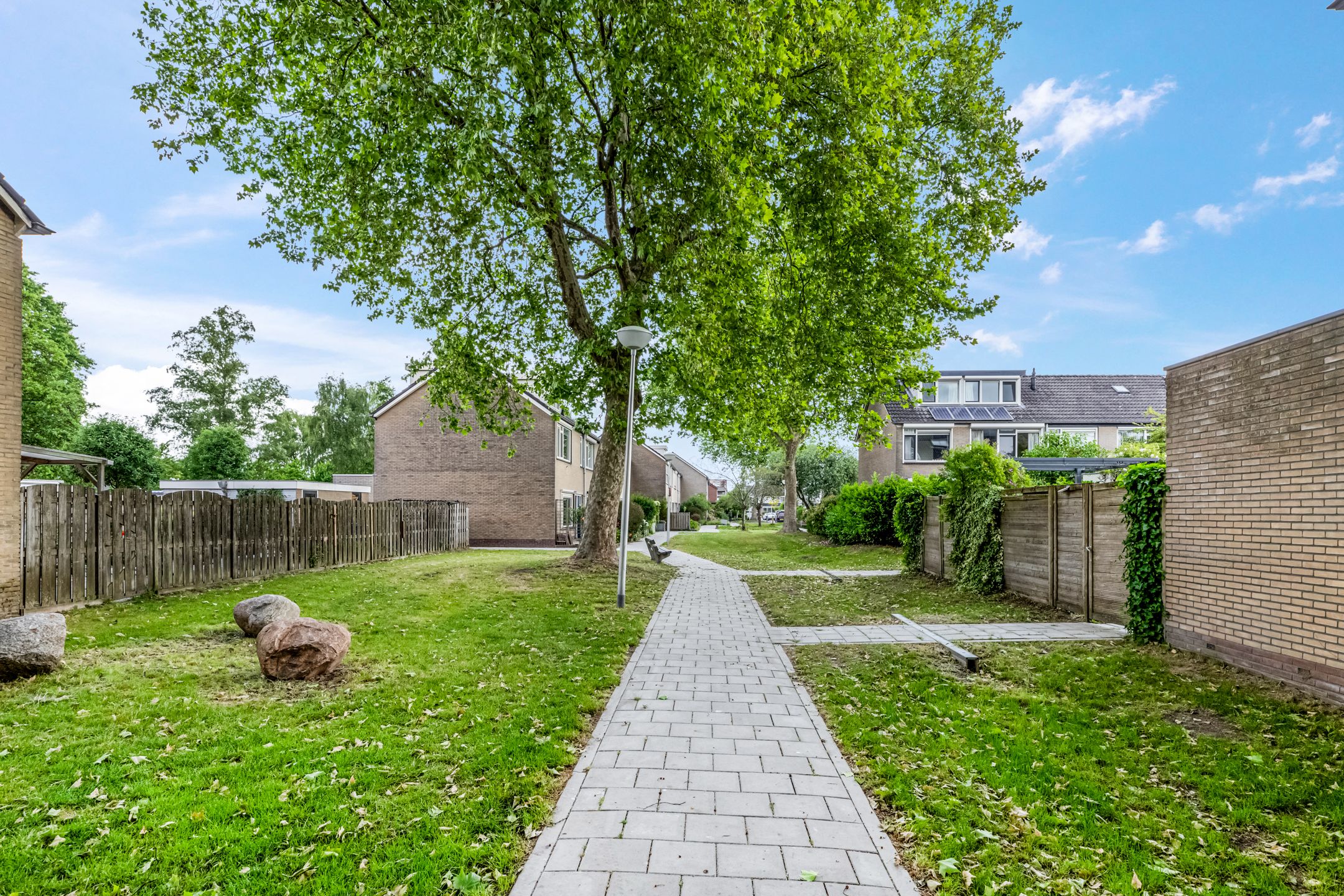 Foto 45 van Gerard Doulaan 34