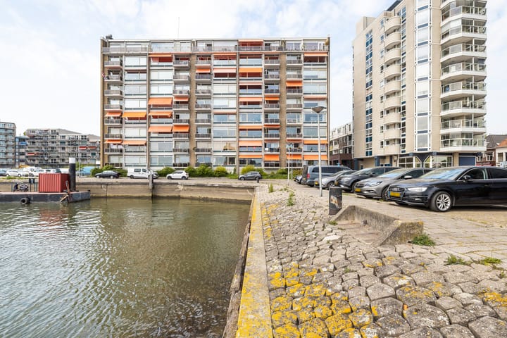 Photo 3 of Maasplein 23