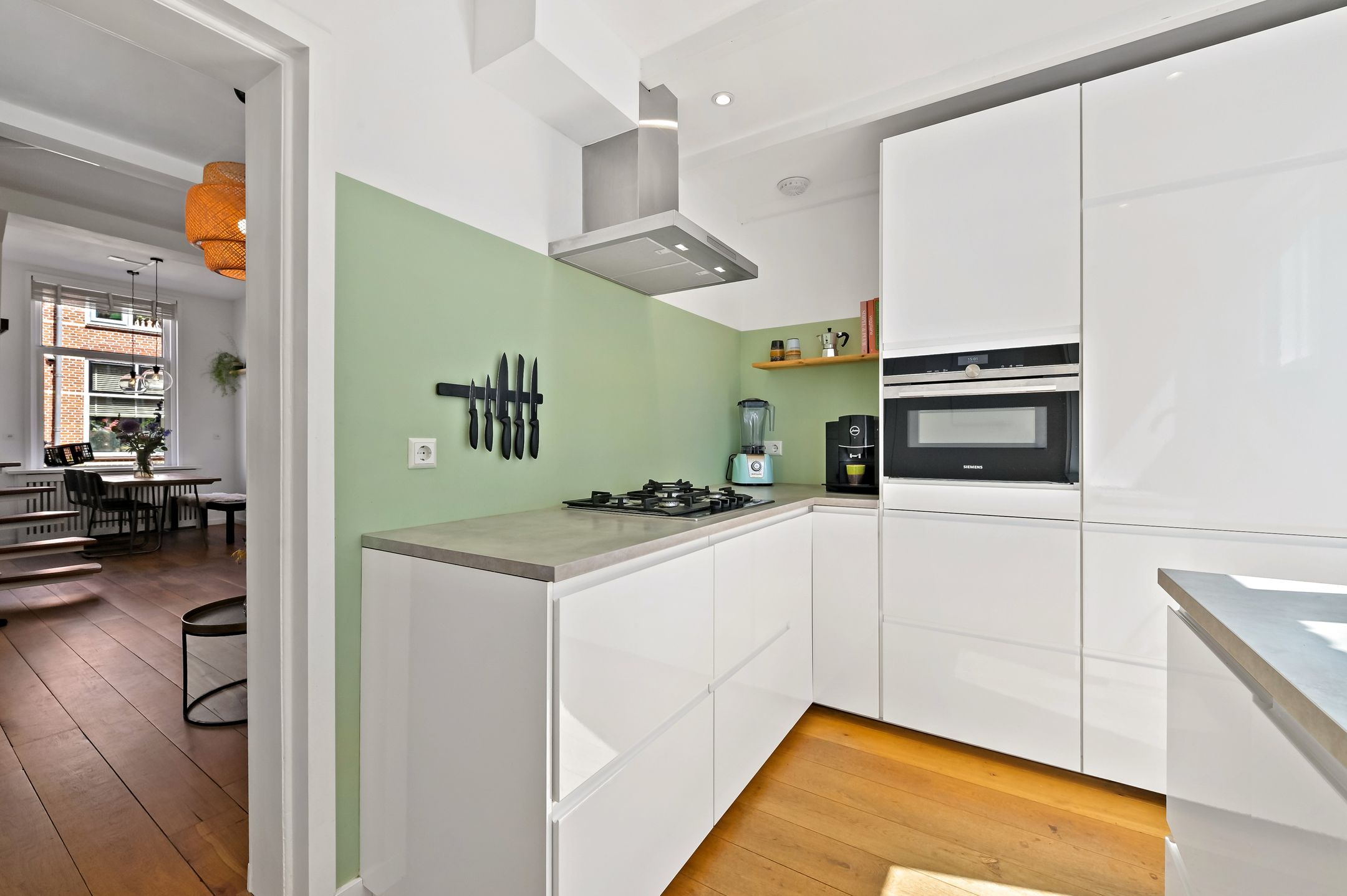 Foto 12 van Van Bleyswijckstraat 15