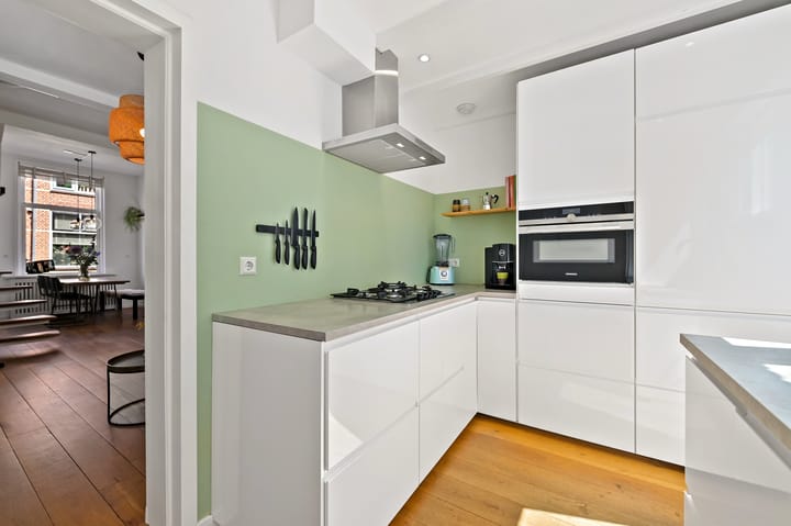 Foto 12 van Van Bleyswijckstraat 15