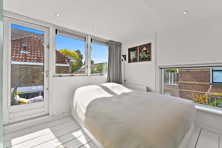 Foto 22 van Van Bleyswijckstraat 15