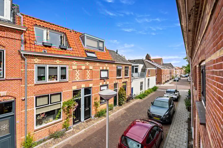 Foto 32 van Van Bleyswijckstraat 15