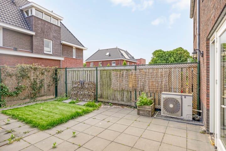 Foto 25 van Den Berk 16