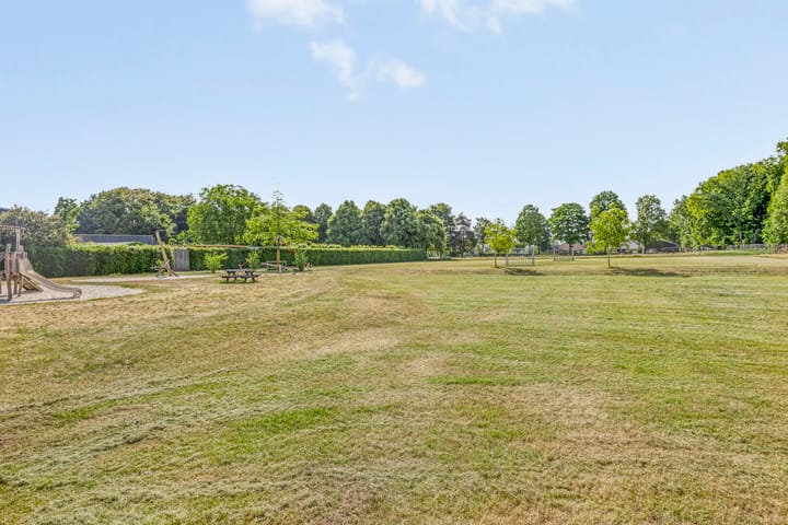 Foto 28 van Den Berk 16