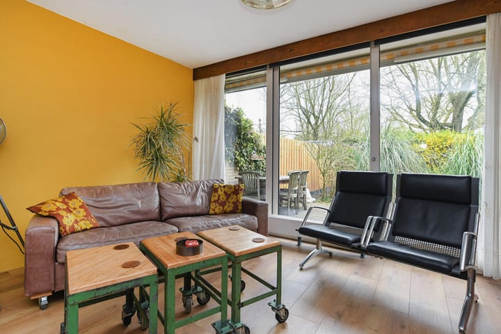 Photo 2 of Catsveld 36