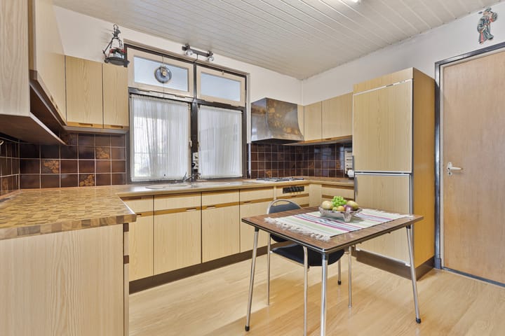 Photo 4 of Posthuisstraat 4